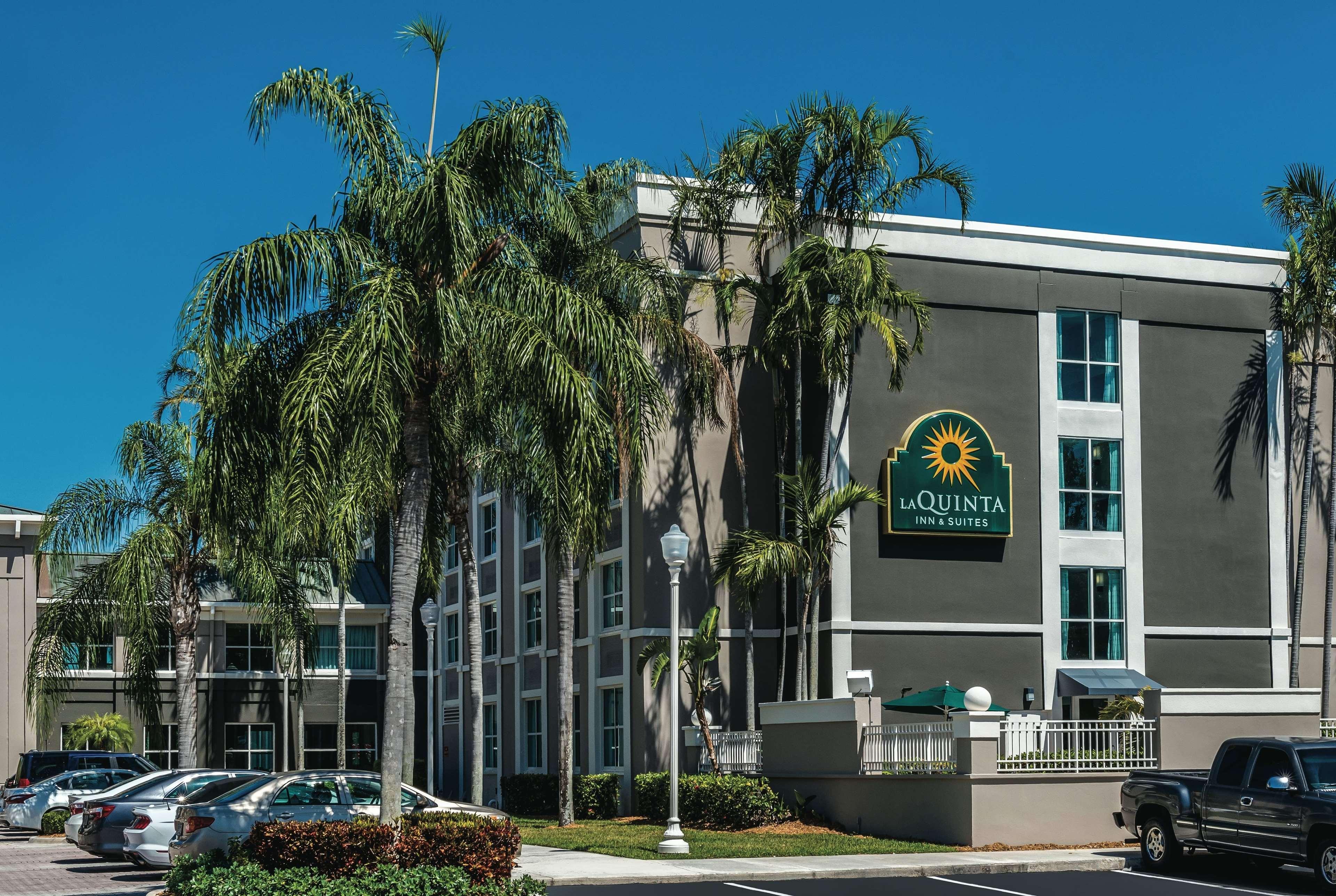 Hotel La Quinta By Wyndham Plantation At Sw 6Th St Exterior foto